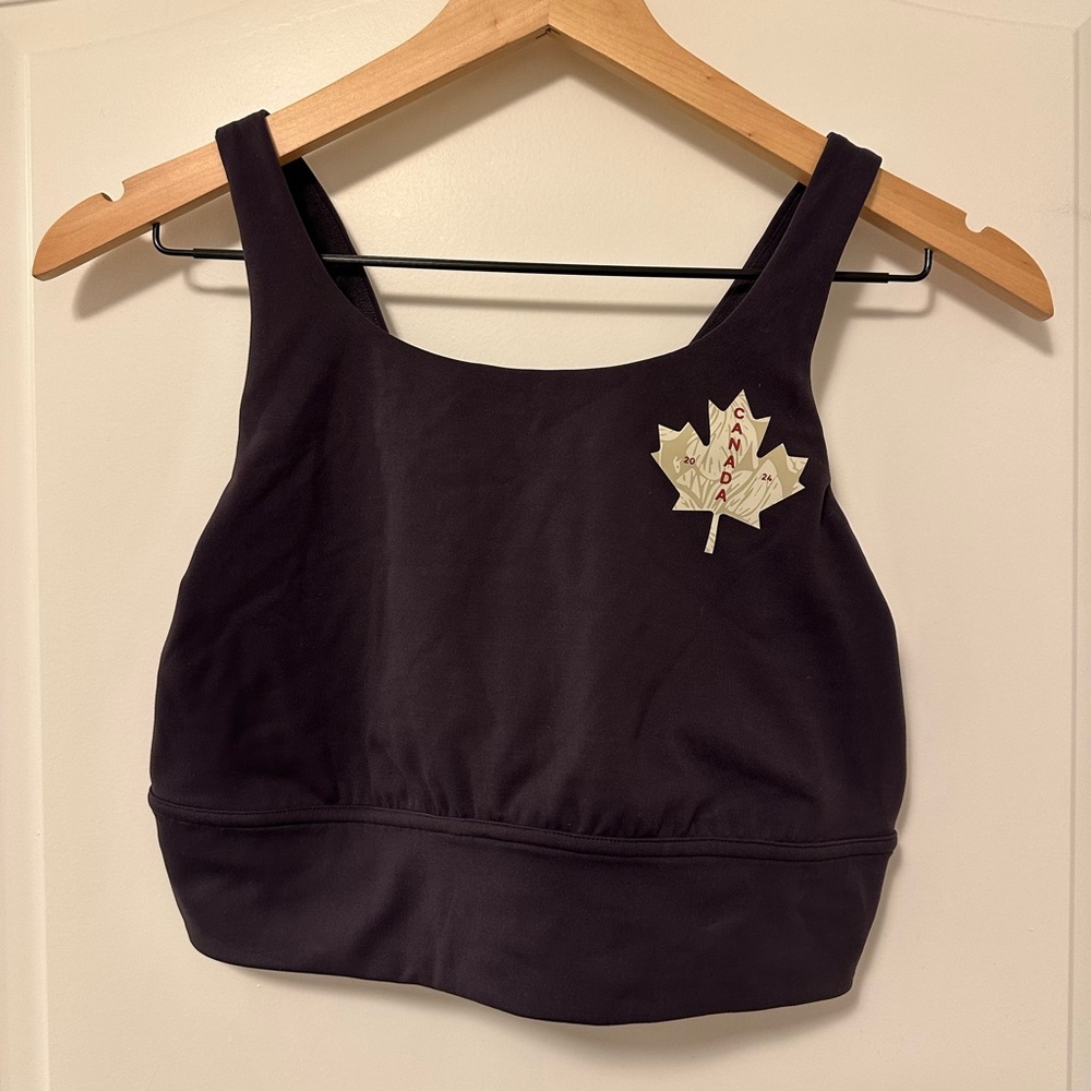 Team Canada Wunder Train High neck longline bra